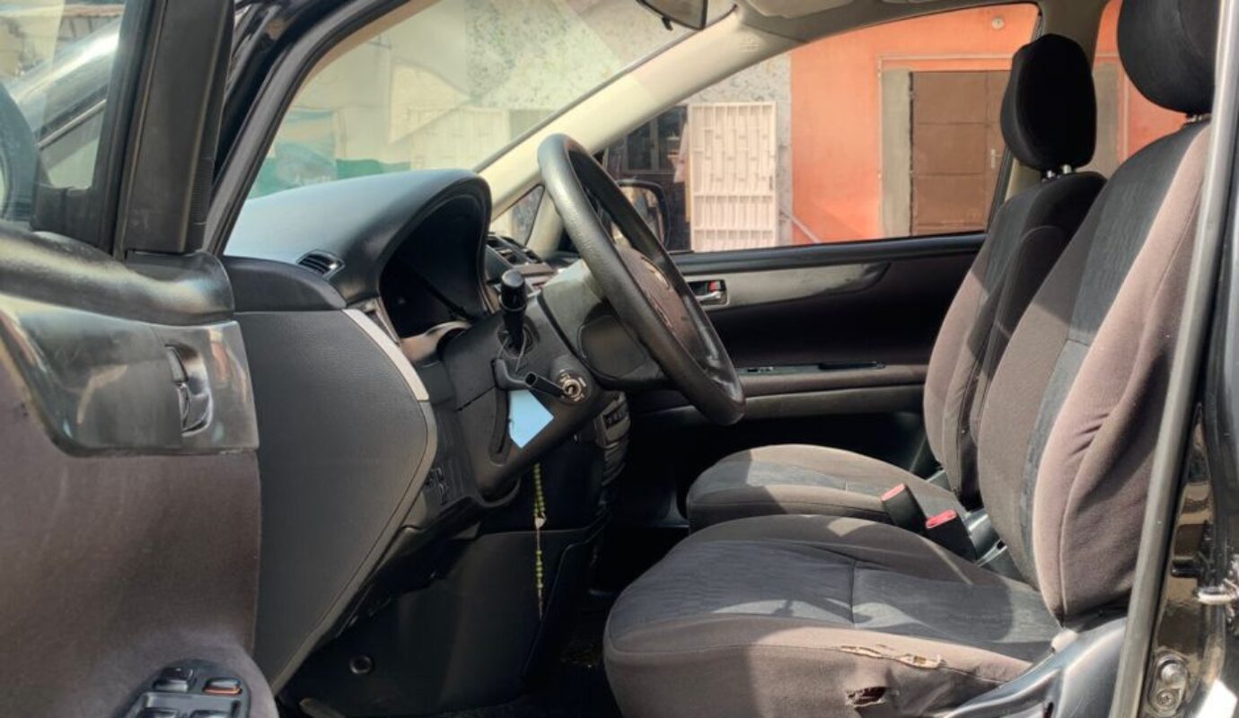 TOYOTA AVENSIS VERSO