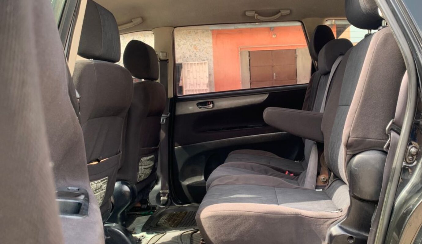 TOYOTA AVENSIS VERSO