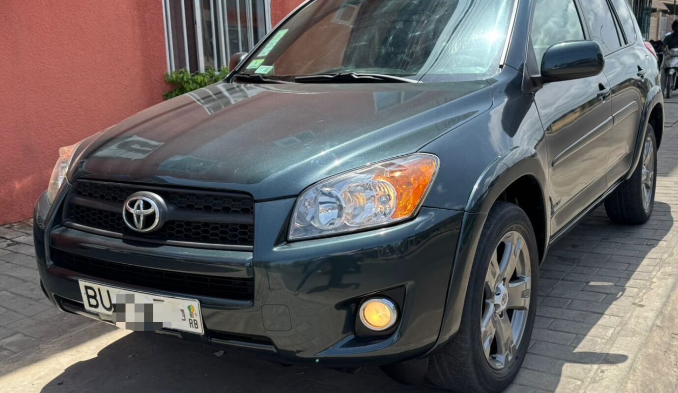 TOYOTA RAV4 / AWD