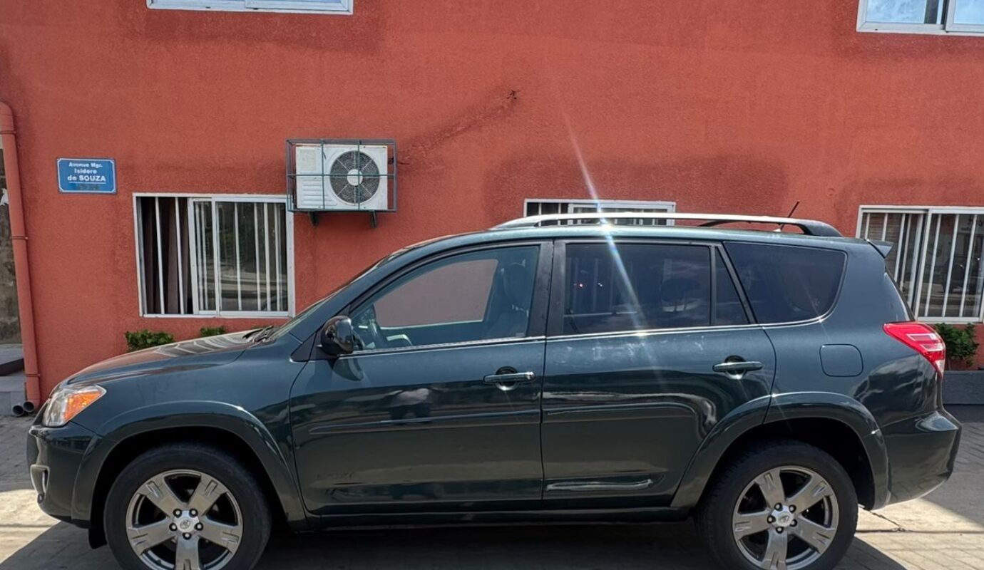 TOYOTA RAV4 / AWD