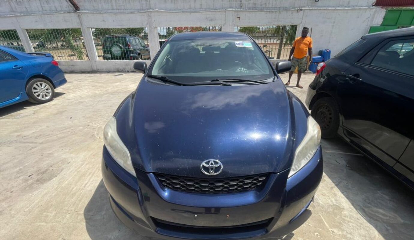 TOYOTA MATRIX  2010