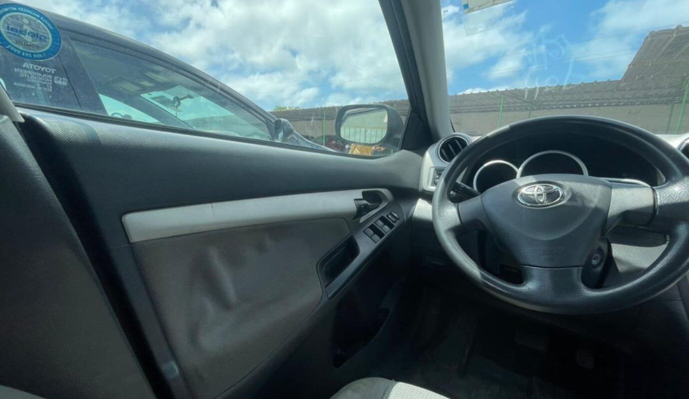 TOYOTA MATRIX  2009
