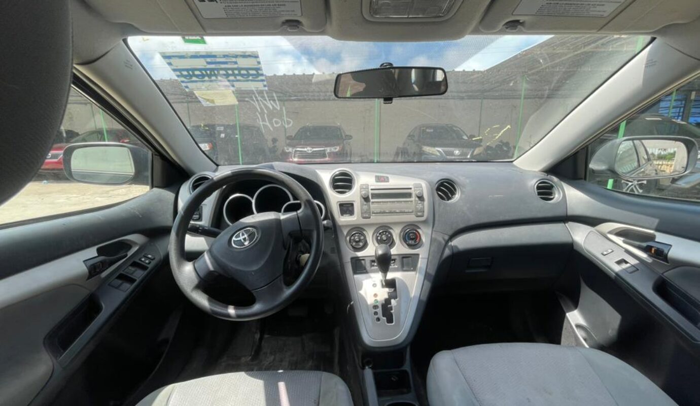 TOYOTA MATRIX  2010