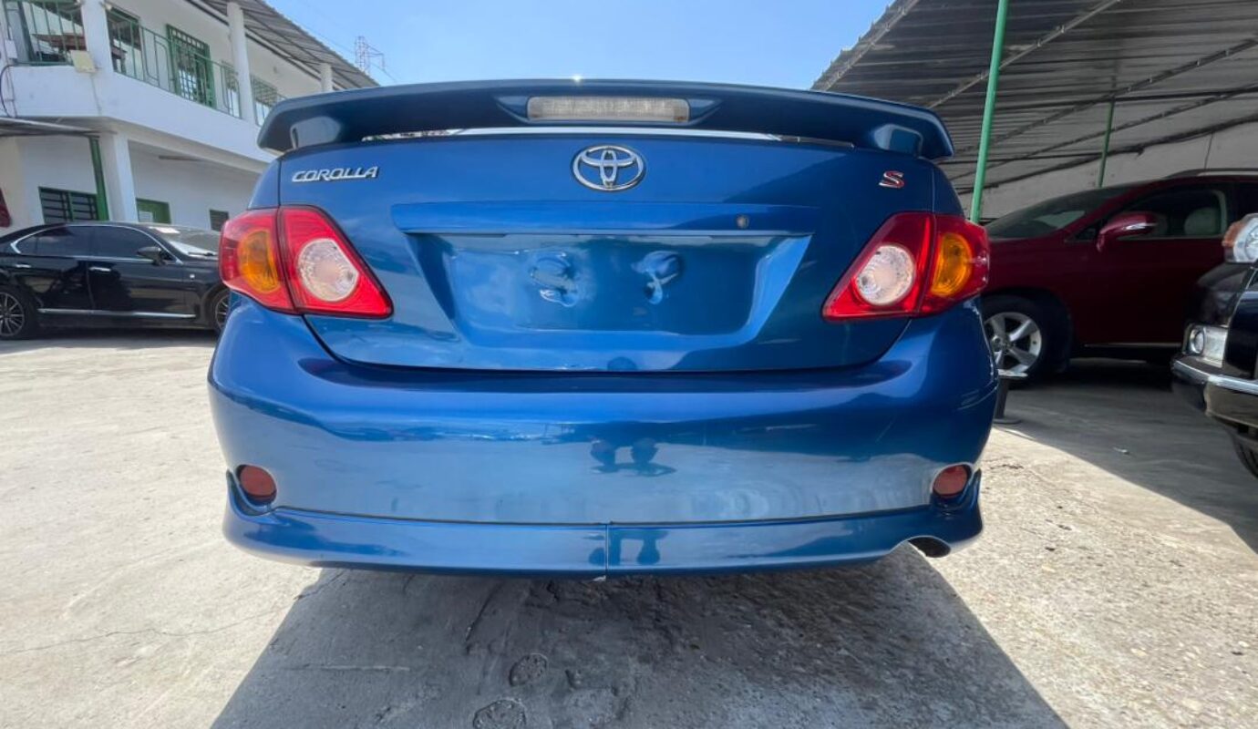 TOYOTA COROLLA S  2010