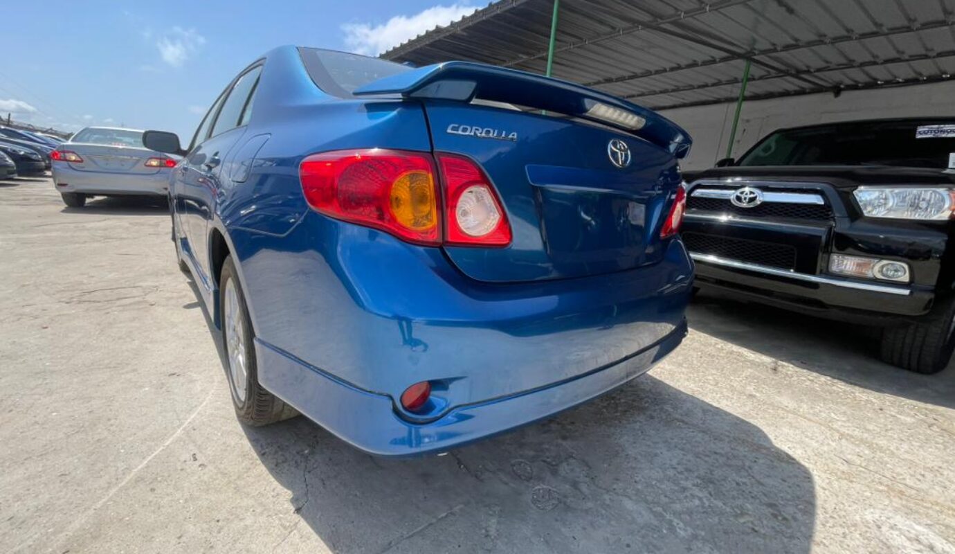TOYOTA COROLLA S  2010