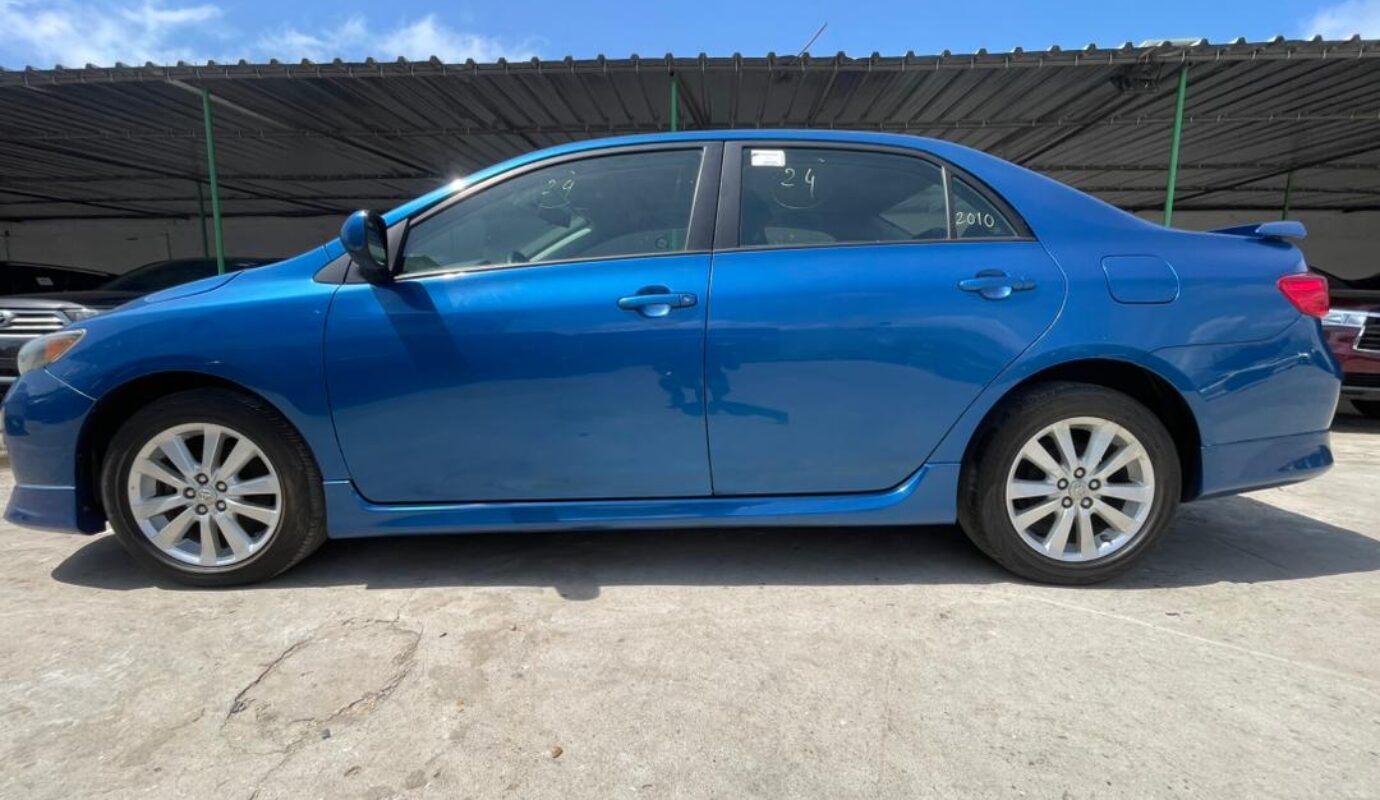 TOYOTA COROLLA S  2010