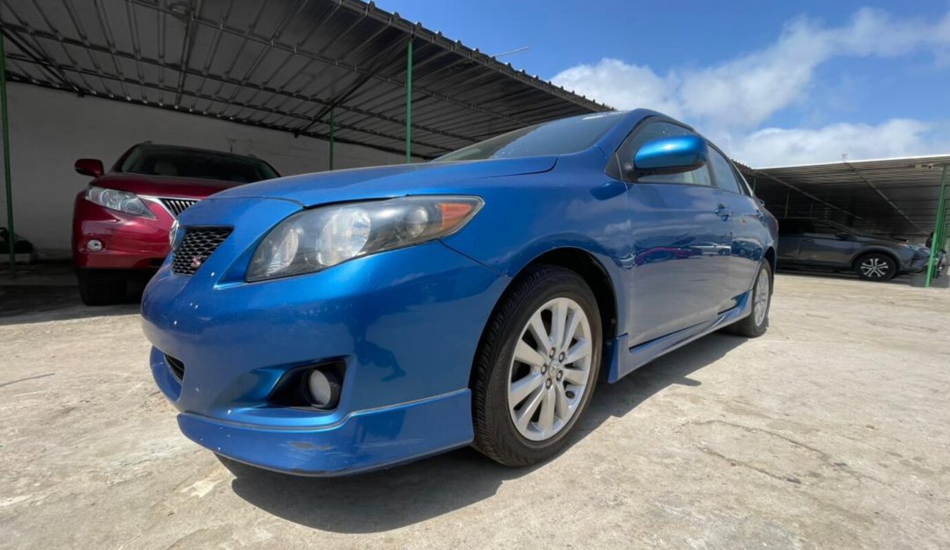 TOYOTA COROLLA S  2010