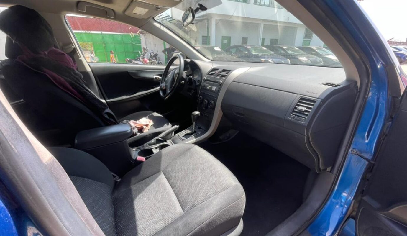 TOYOTA COROLLA S  2010