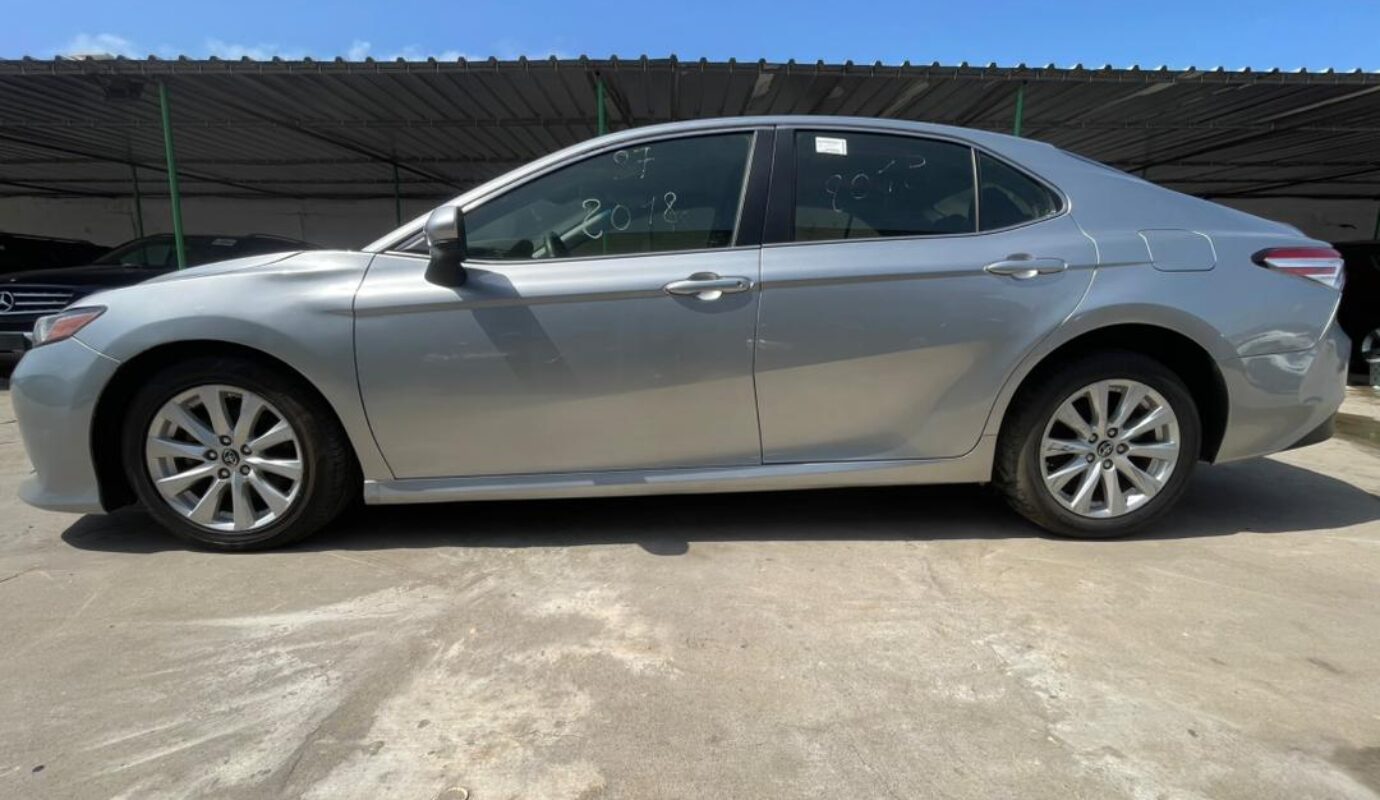 TOYOTA CAMRY  2017