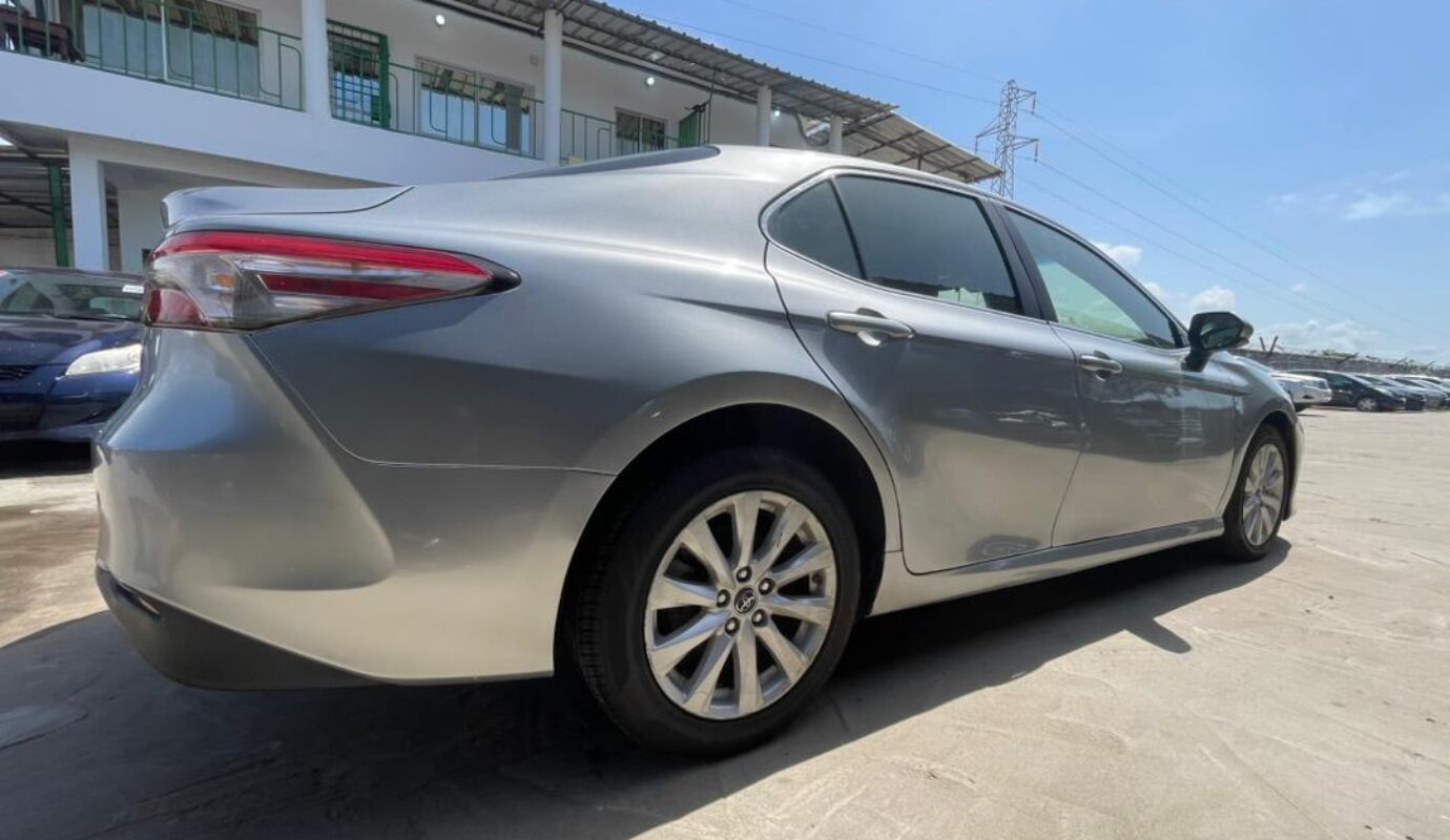TOYOTA CAMRY  2017