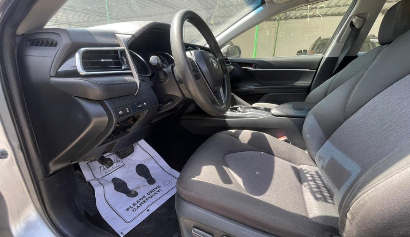TOYOTA CAMRY  2017