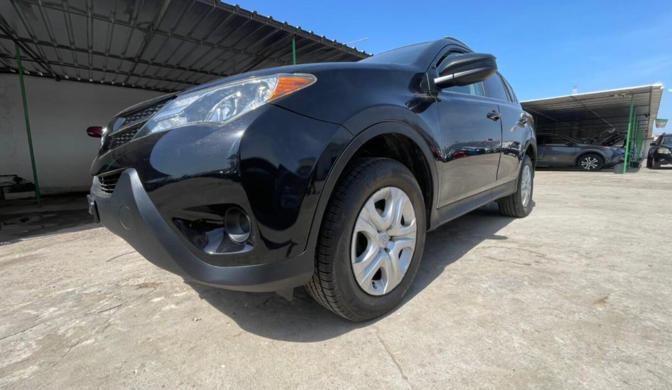TOYOTA RAV4   L.E   2015