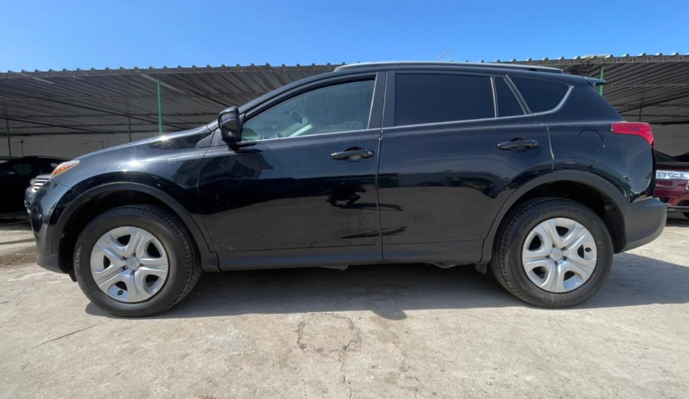 TOYOTA RAV4   L.E   2015