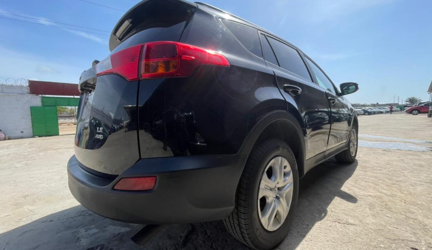 TOYOTA RAV4   L.E   2015