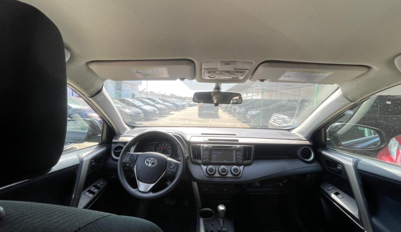 TOYOTA RAV4   L.E   2015