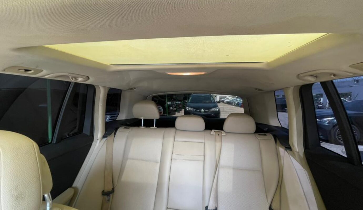 Mercedes GLK 350  2010
