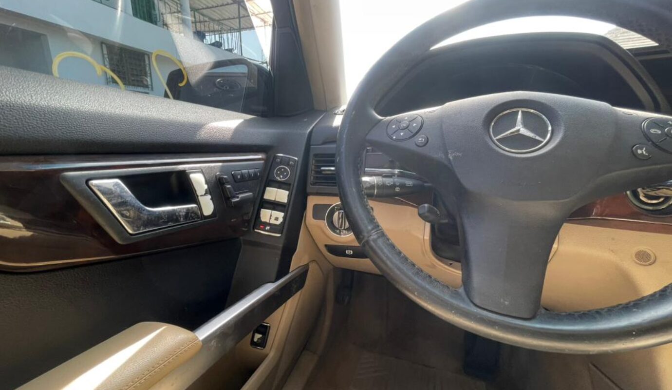 Mercedes GLK 350  2010