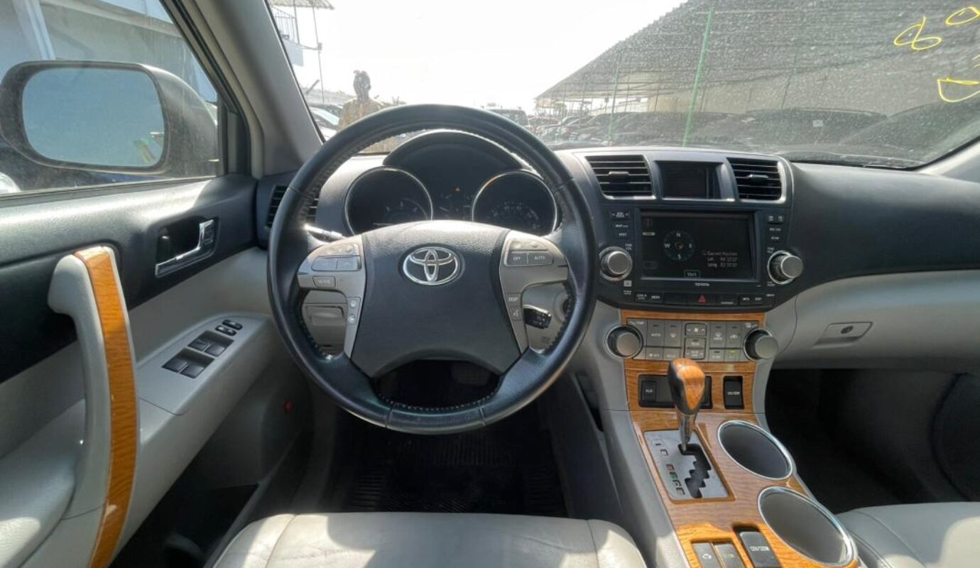 Toyota Highlander limited hybride  2008