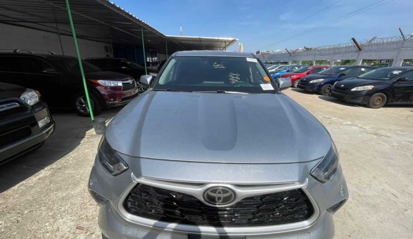 TOYOTA HIGHLANDER  2021