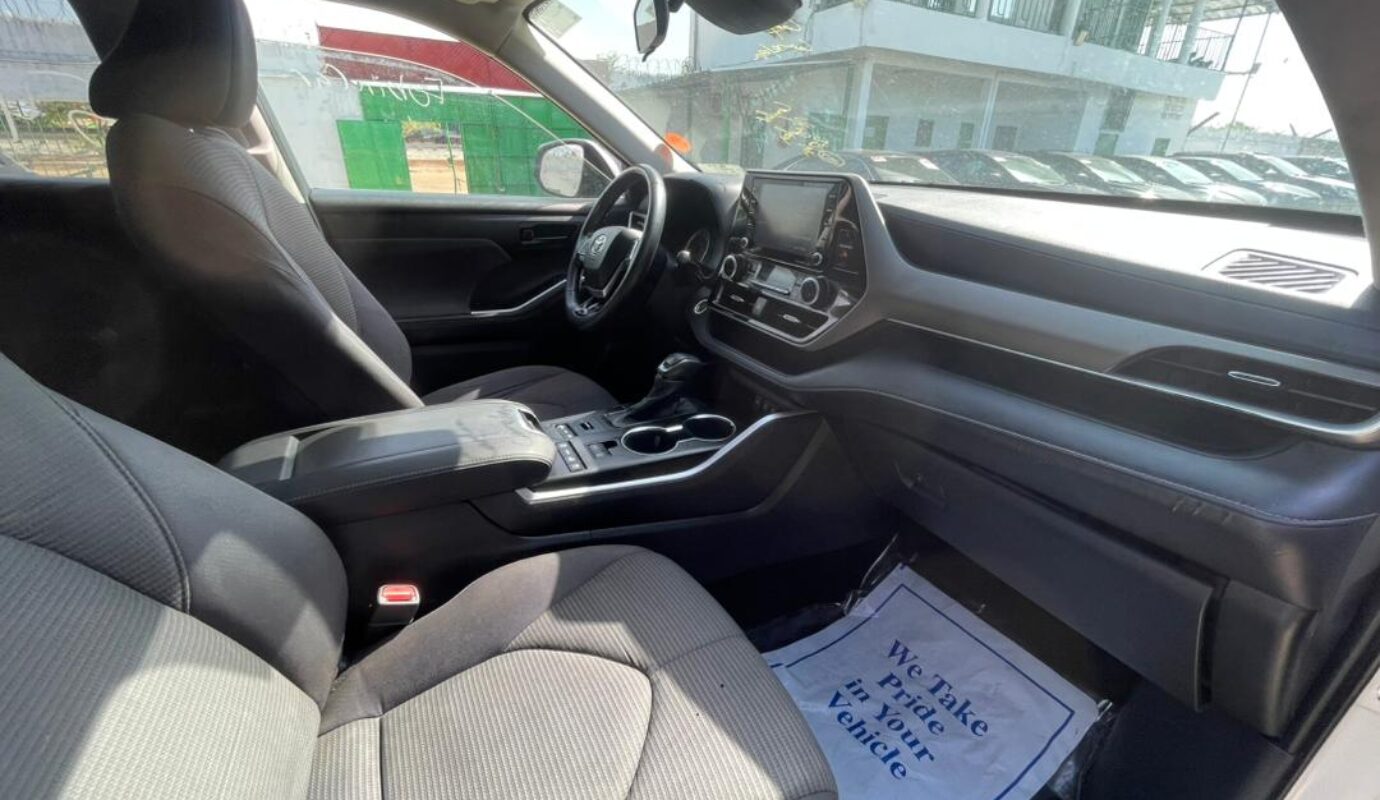 TOYOTA HIGHLANDER  2021
