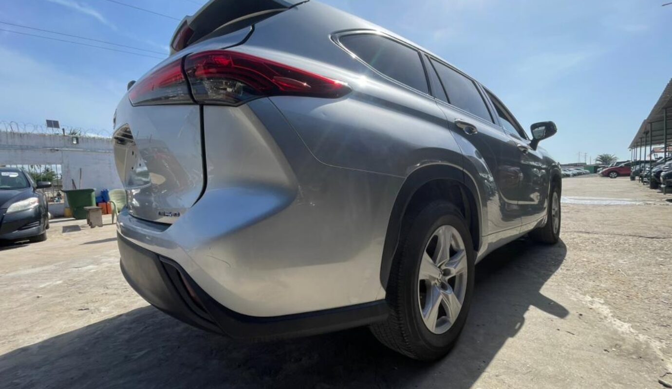 TOYOTA HIGHLANDER  2021