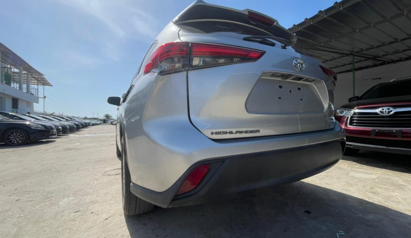 TOYOTA HIGHLANDER  2021
