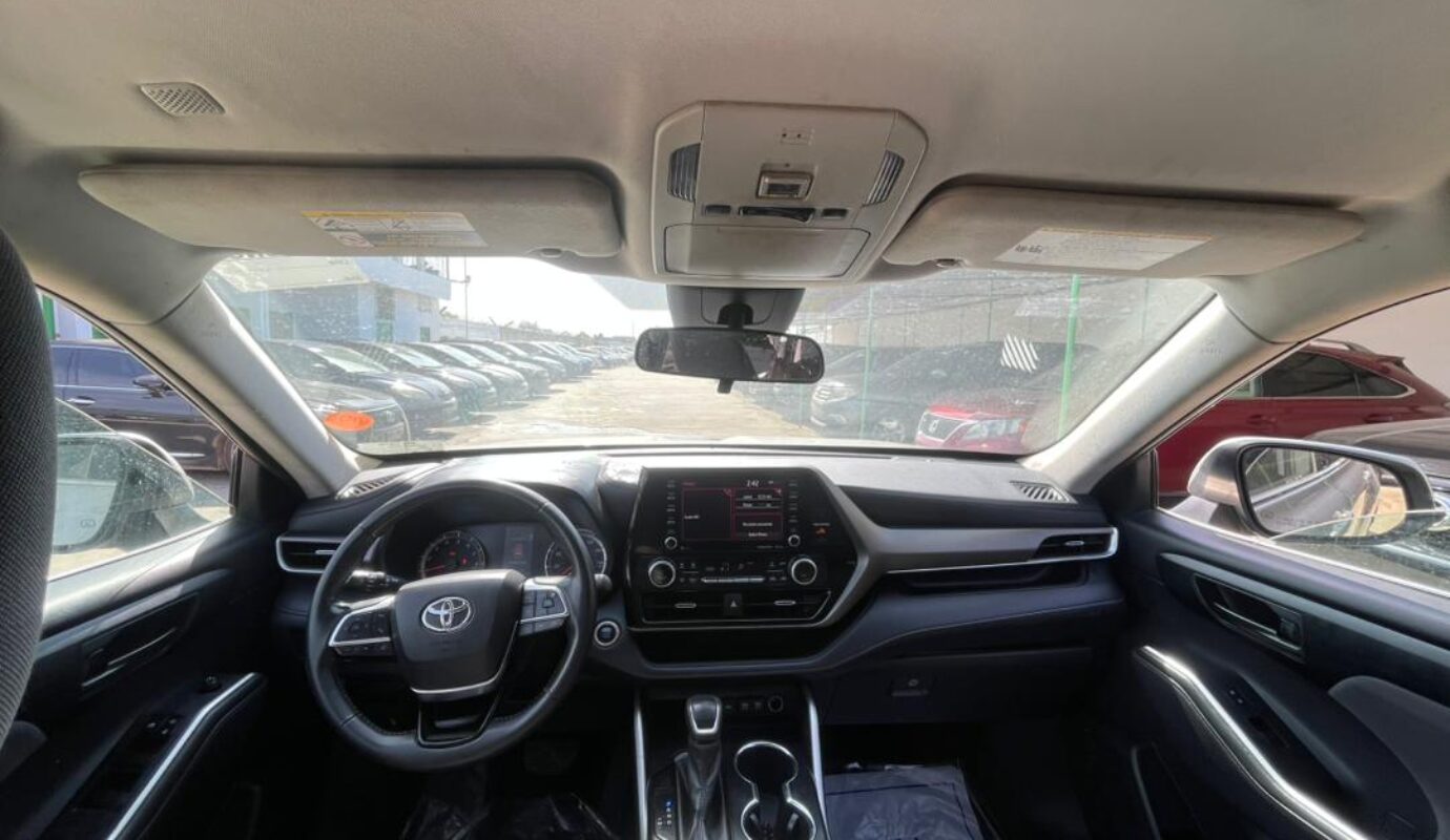 TOYOTA HIGHLANDER  2021