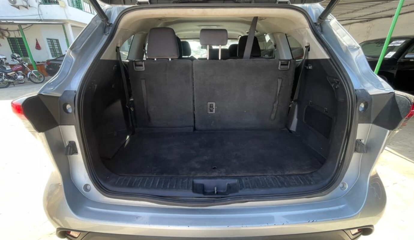 TOYOTA HIGHLANDER  2021