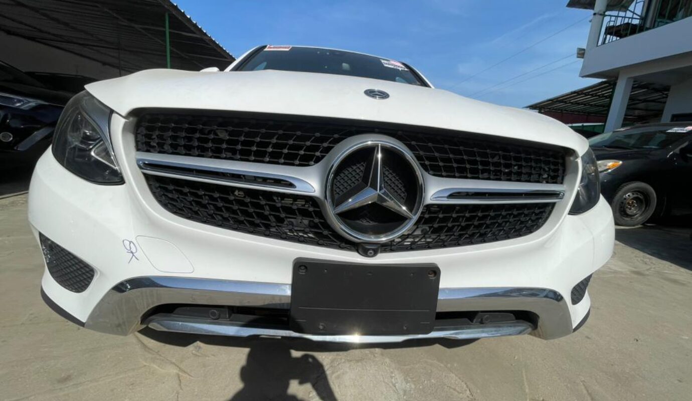 MERCEDES GLC300 4MATIC   2019