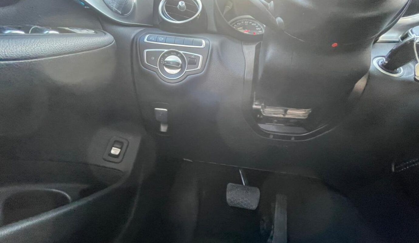 MERCEDES GLC300 4MATIC   2019