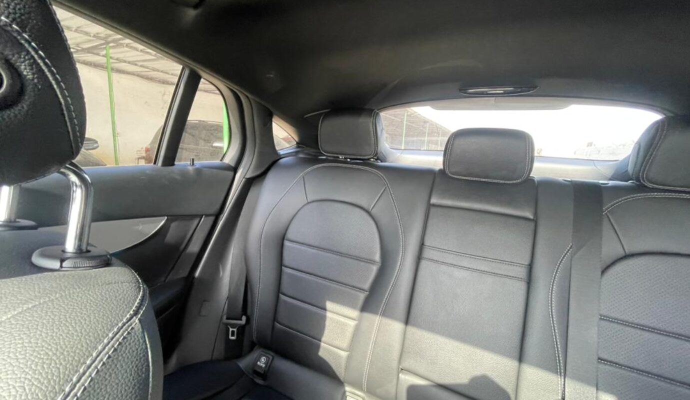 MERCEDES GLC300 4MATIC   2019