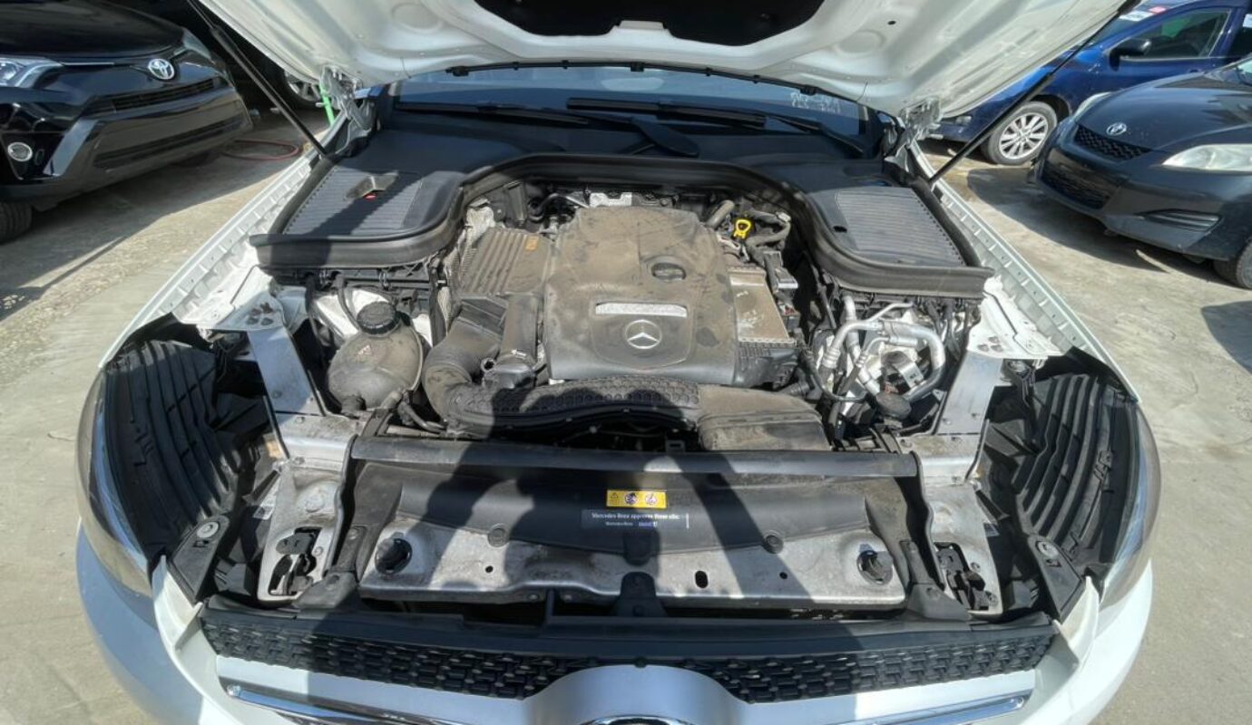 MERCEDES GLC300 4MATIC   2019