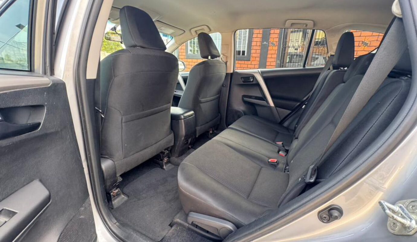 TOYOTA RAV4~LE